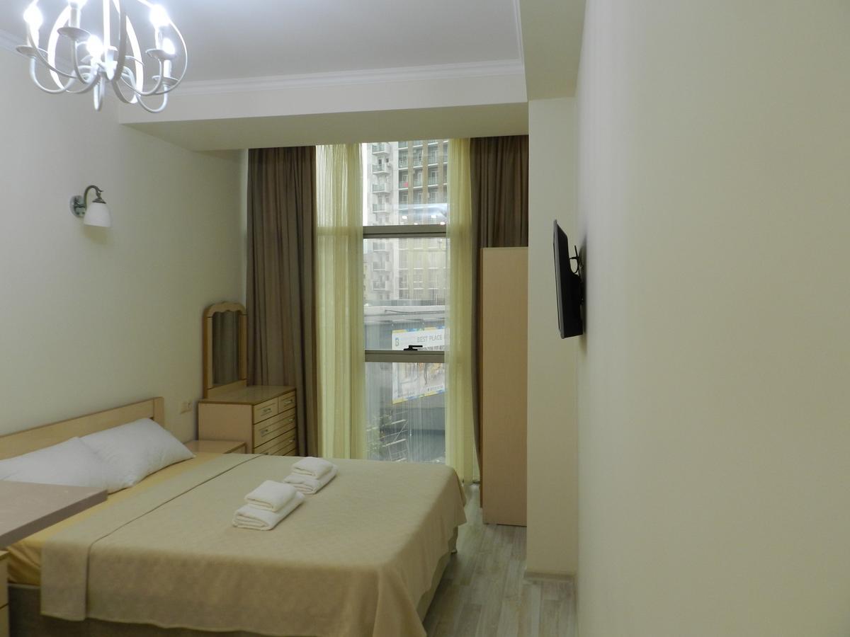 Subtropic Apartments Batumi Bagian luar foto